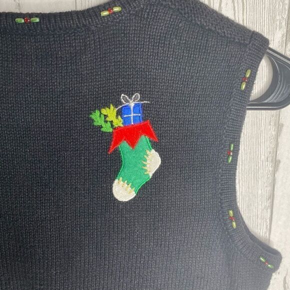 Hampshire Studio Black Christmas Beaded Appliqué Embroidered Sweater Vest PS Vtg - Picture 7 of 7